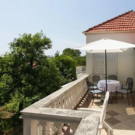 Apartmán Noa - Three Bedroom With Balcony And Sea View