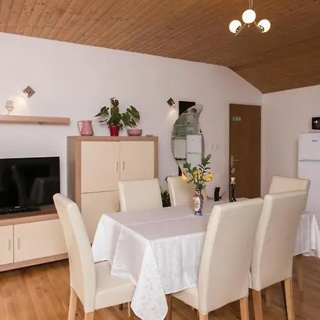 Noa - Three Bedroom With Balcony And Sea View Dubrovník